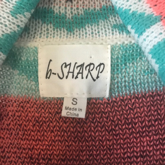 Colorful Vest - Picture 4 of 4